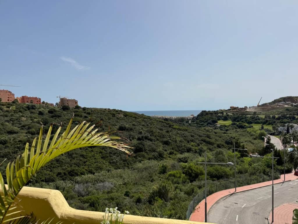 Middle Floor Apartment for sale in Manilva