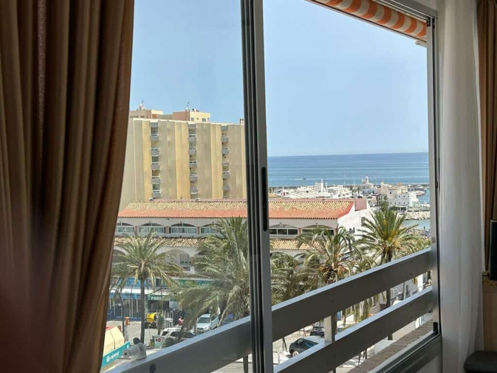 Middle Floor Apartment for sale in Benalmadena Costa