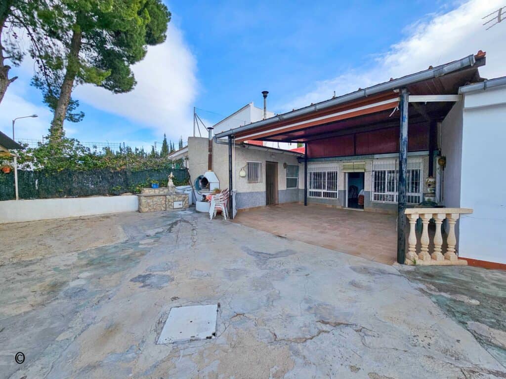 Country house for sale in Pinoso