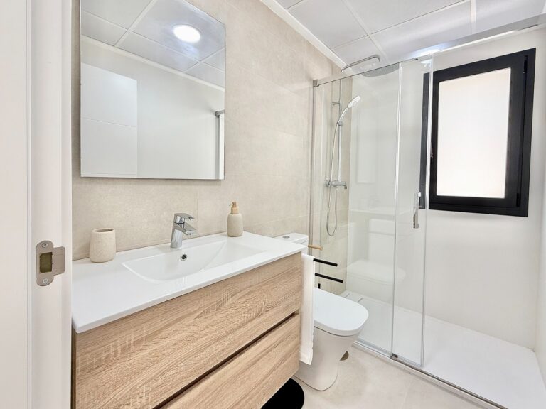 Villa for Sale in Cox, Alicante 1631664 11