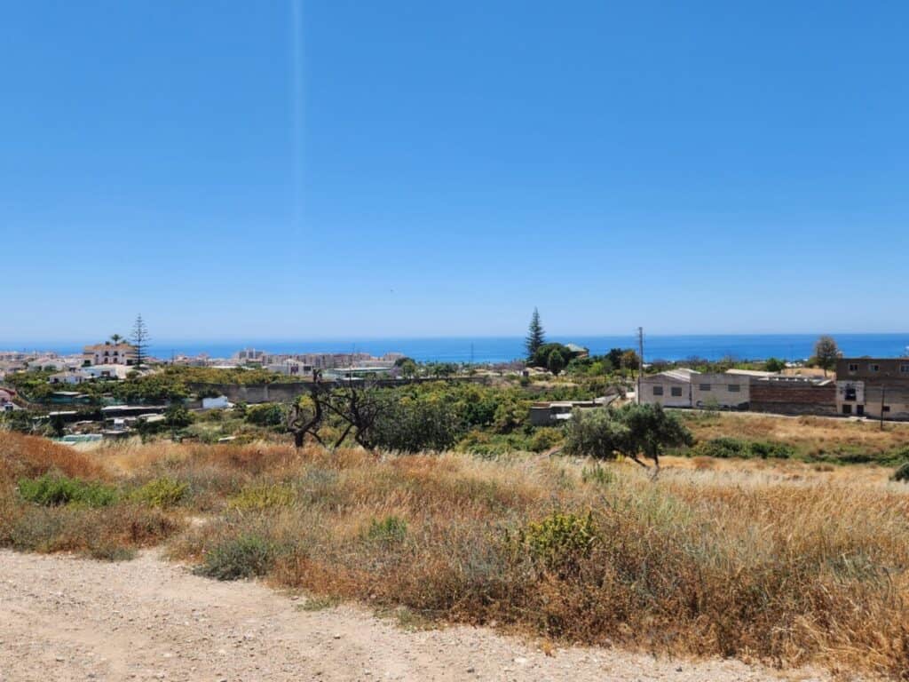 Plot for sale in Nerja