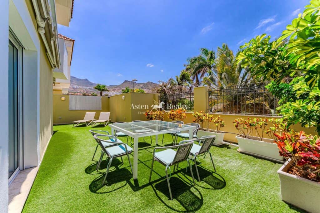 Town House for sale in Adeje
