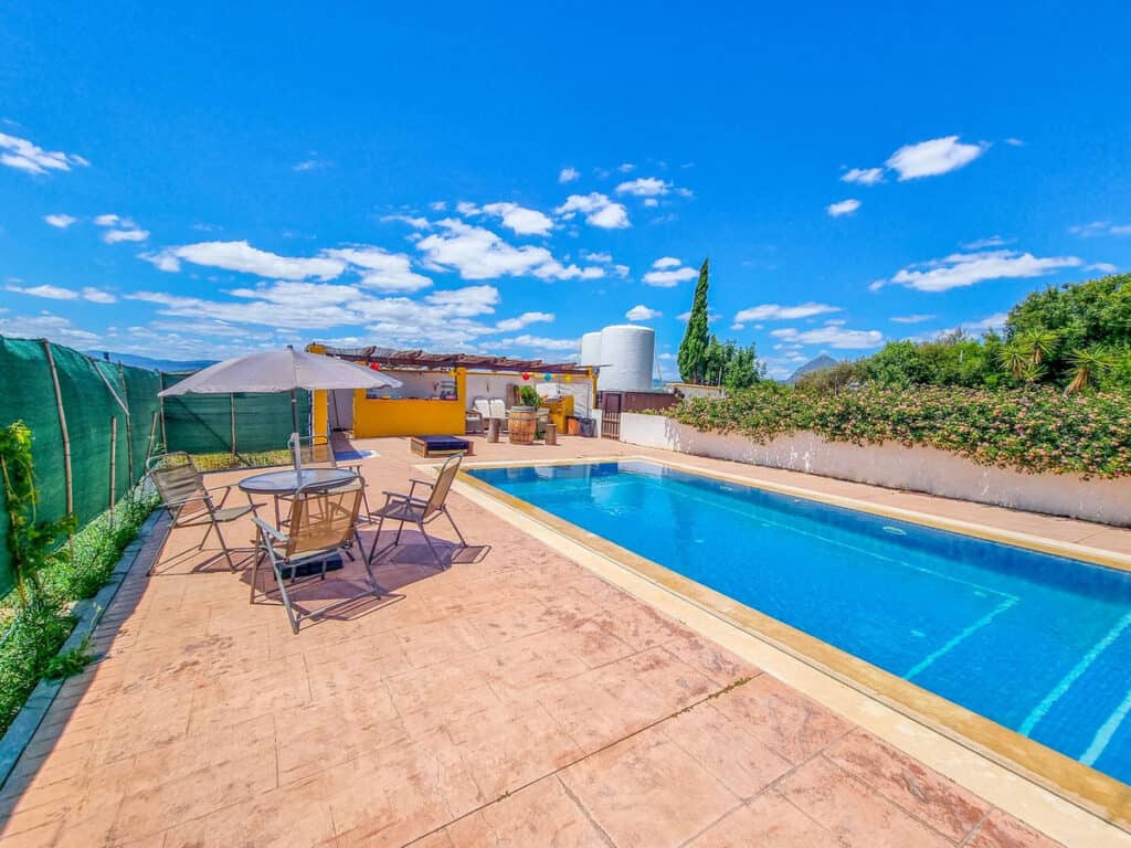Country House for Sales in Casares