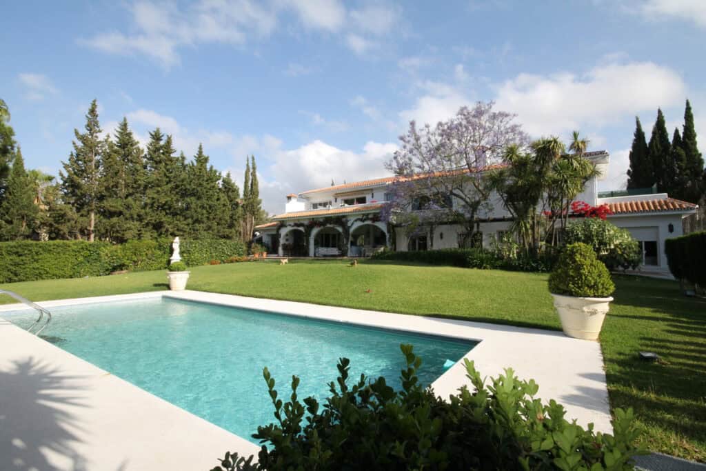 villa for Sales in Calahonda