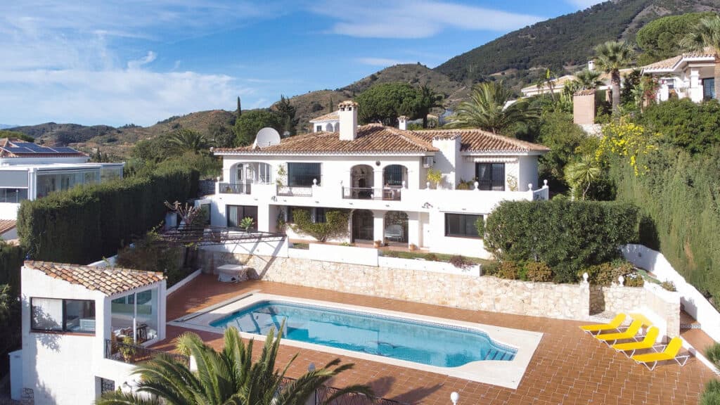 villa for sale in Valtocado