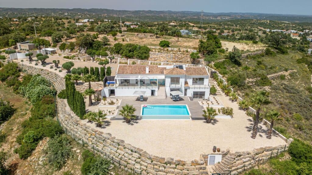 villa for Sale in Faro