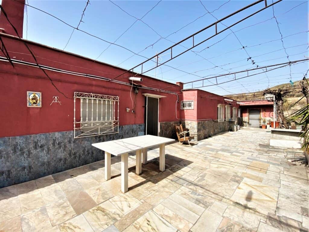 Country House for Sales in Purchena