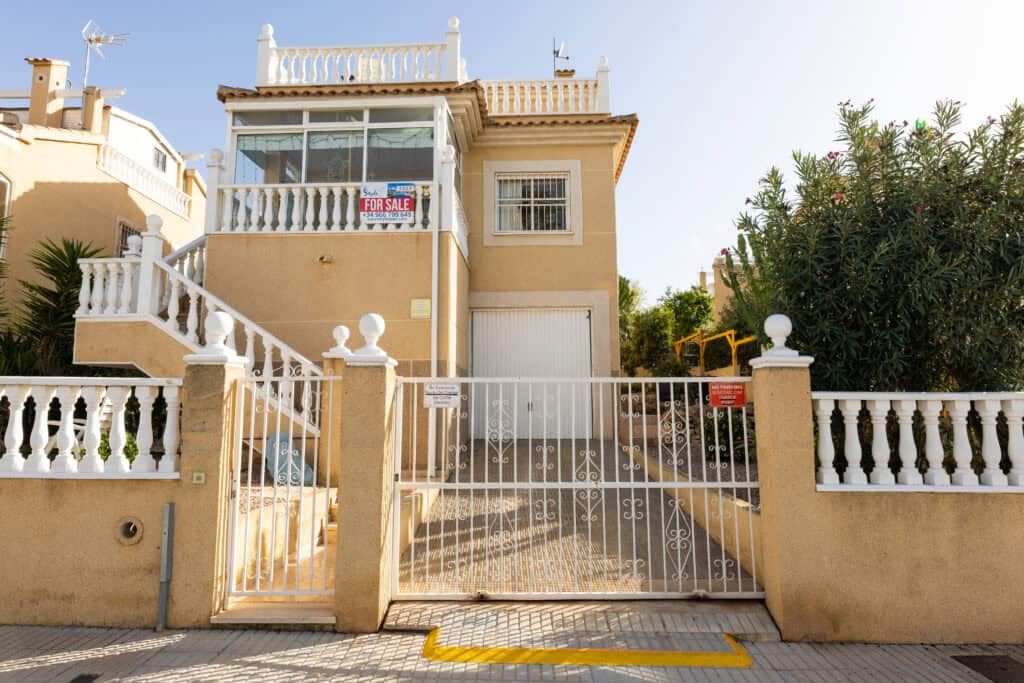 Villa for Sales in 