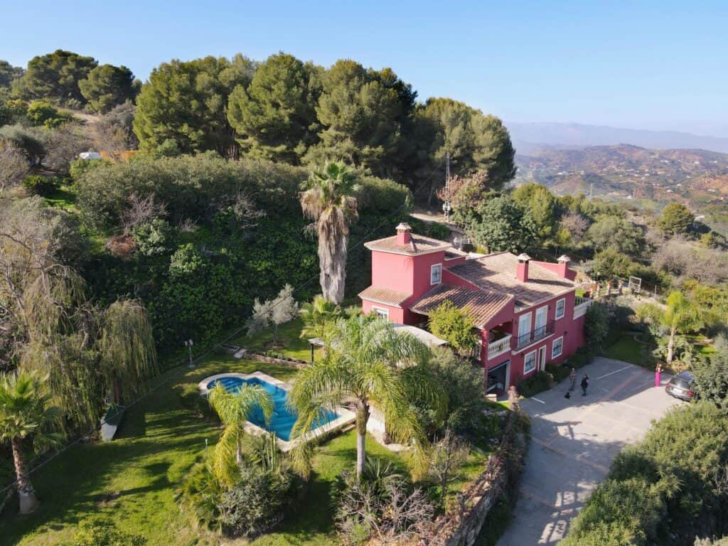 Country House for 585000 in Monda