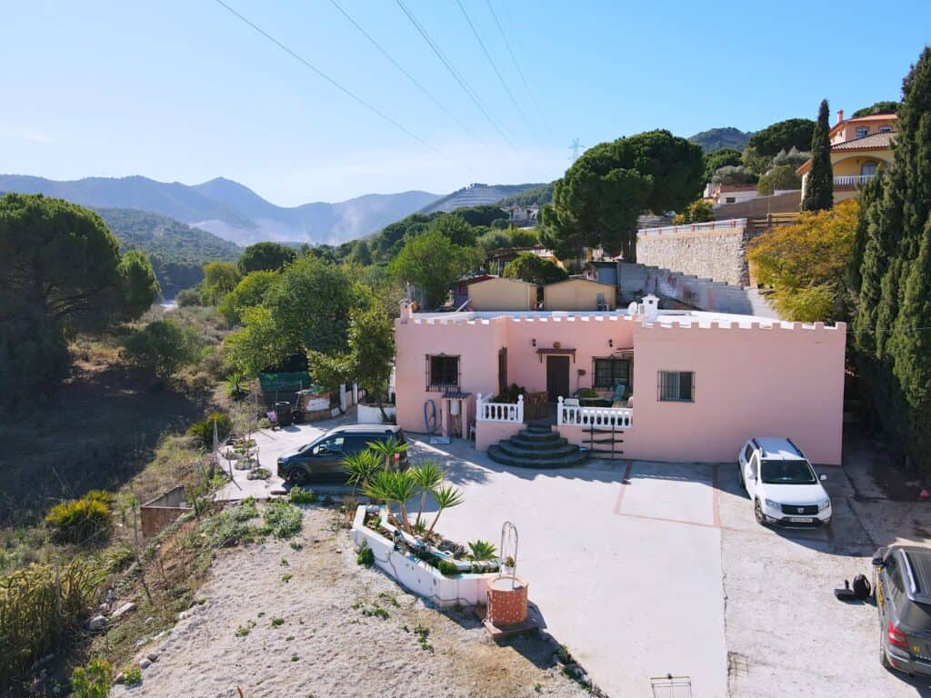 Villa for 450000 in Alhaurín de la Torre