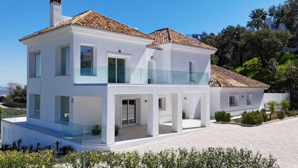 Villa for 2195000 in La Mairena