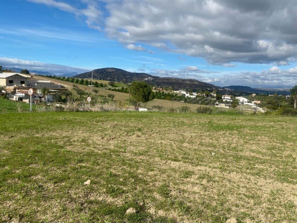 Plot for 128000 in Alhaurín El Grande