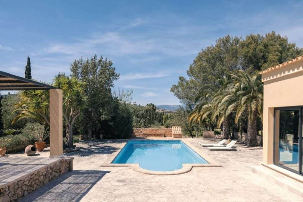 Country House for sale in Santa Eugenia