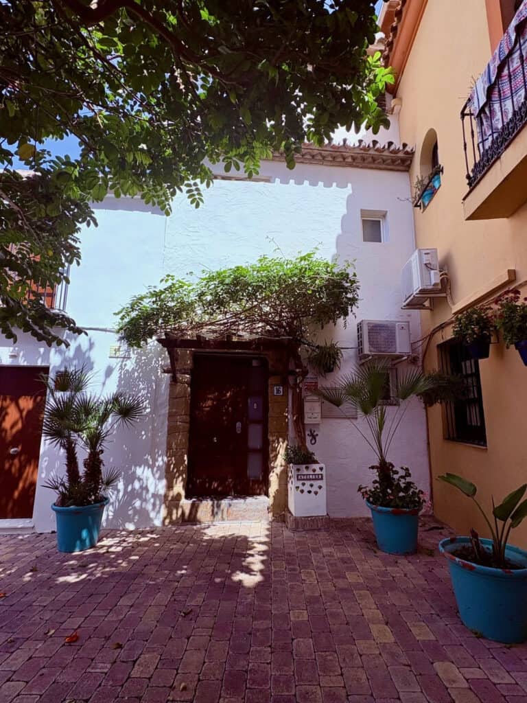 Town House for sale in Estepona