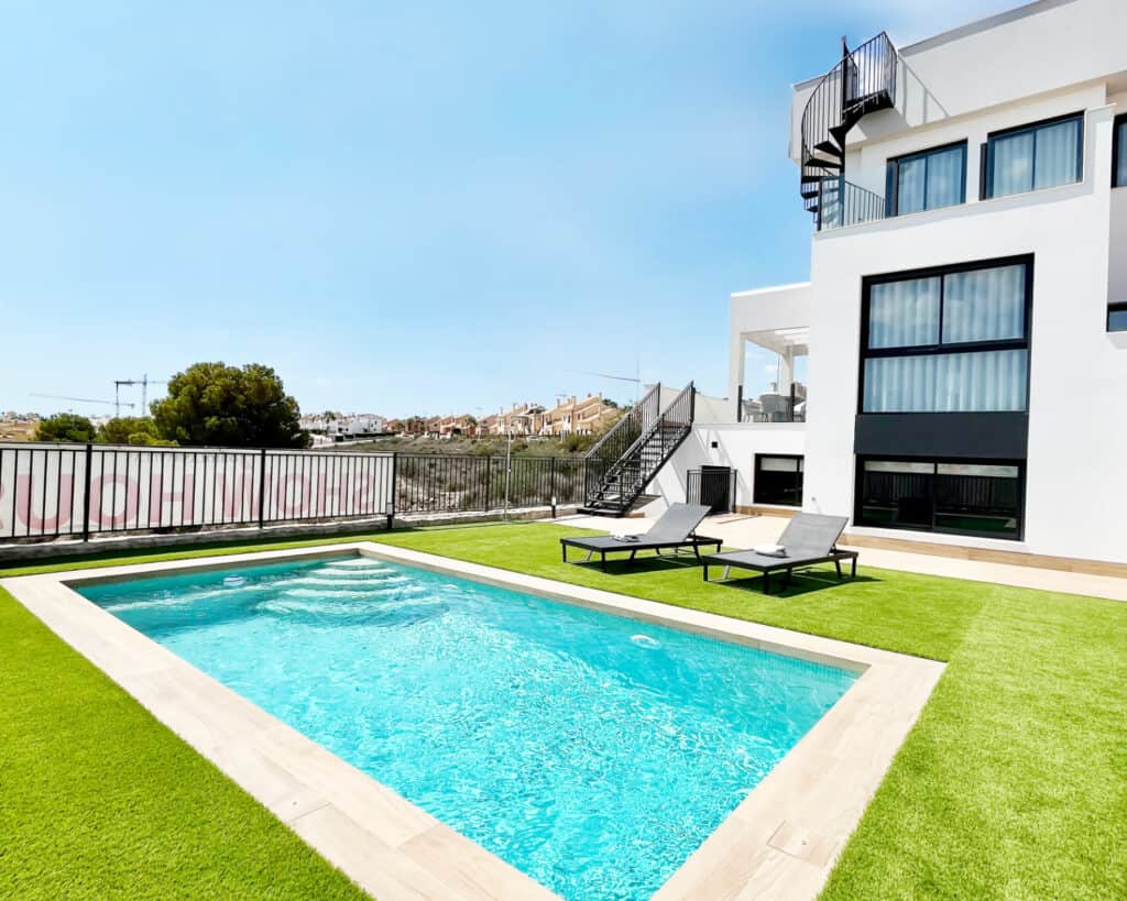 Villa for Sales in La Finca golf resort Algorfa