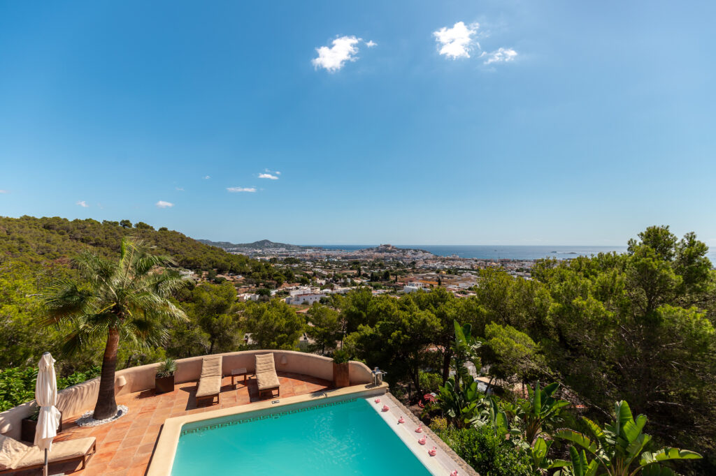  Ibiza