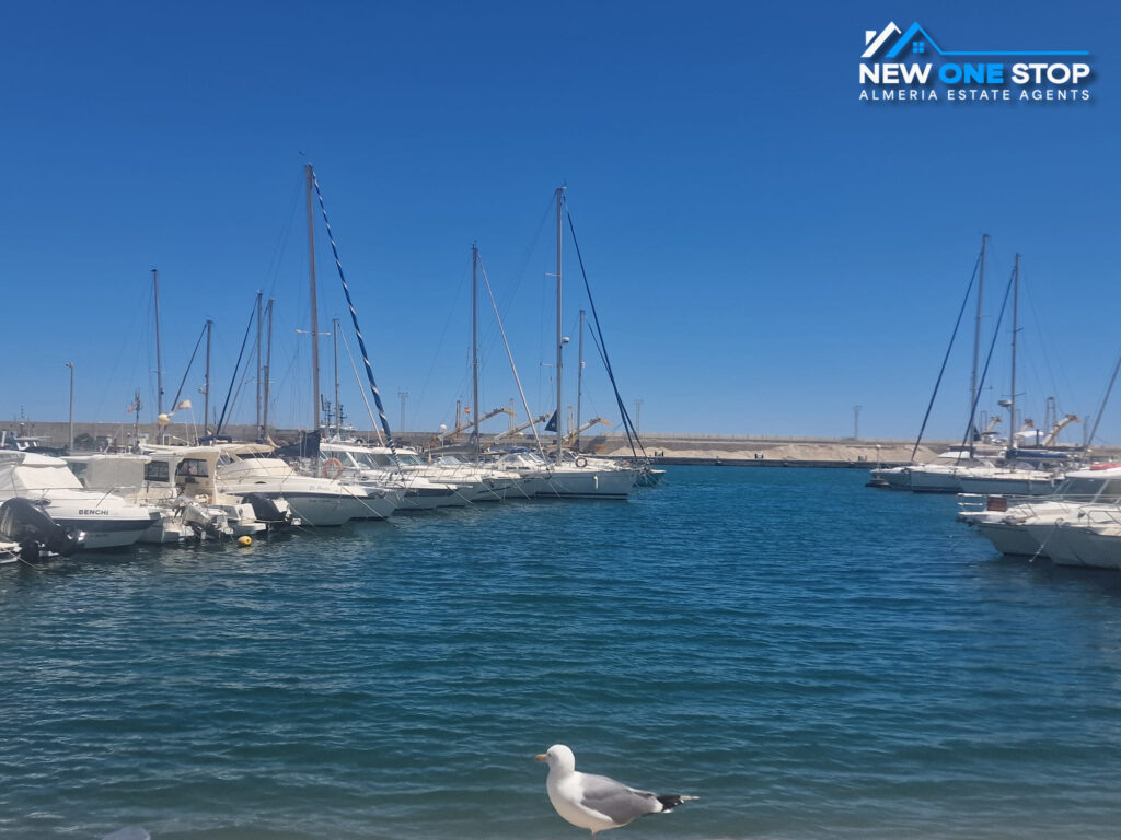 apartment for sale in Garrucha