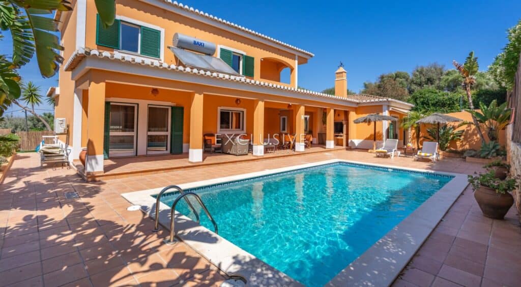 Villa for sale in ALVOR