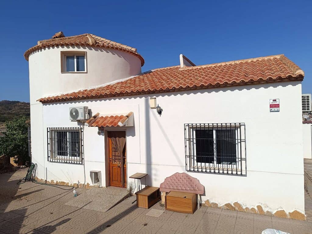 Villa for sale in Fortuna