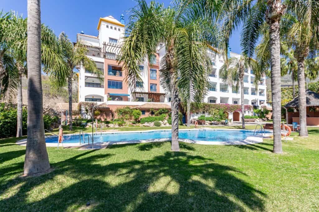 Apartment for Sales in Almuñécar