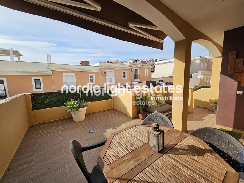 Villa for sale in Vélez-Málaga
