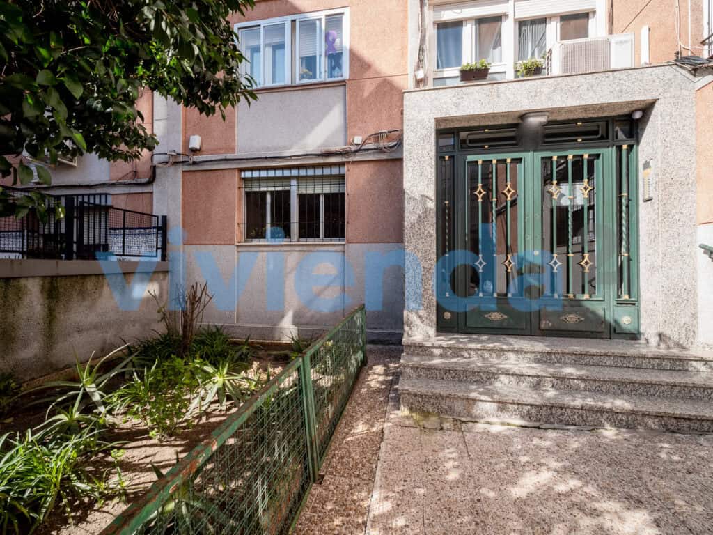  Madrid - 10008475
