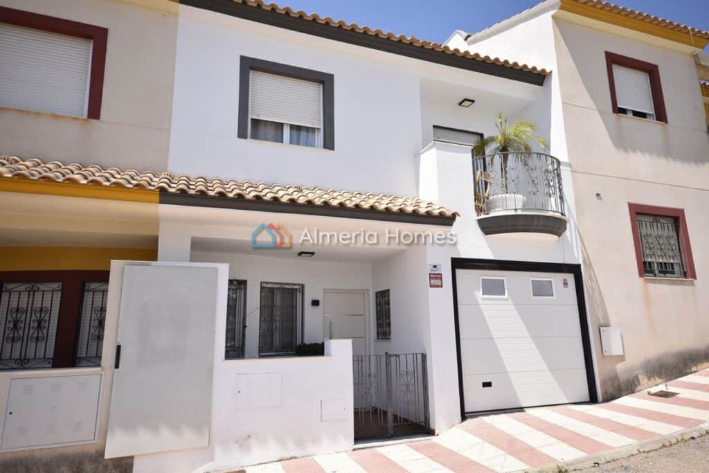 Town House for Sales in Almanzora