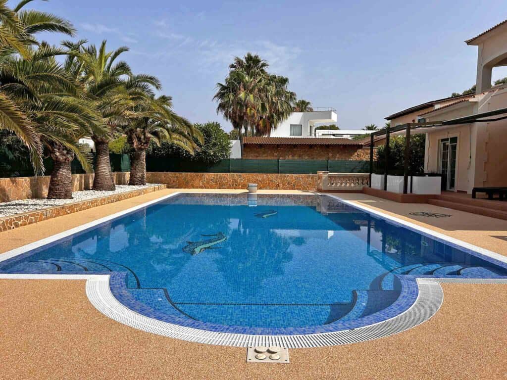 villa for sale in Cala Pi