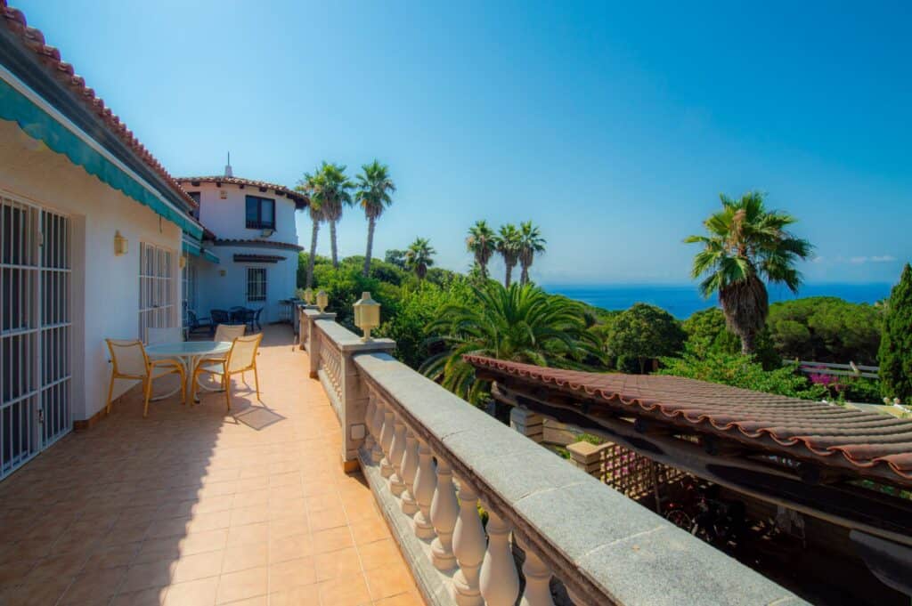 villa for sale in Lloret De Mar