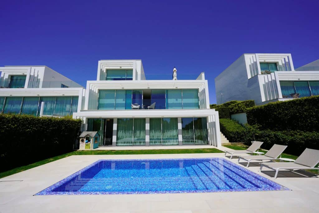 villa for sale in San Roque