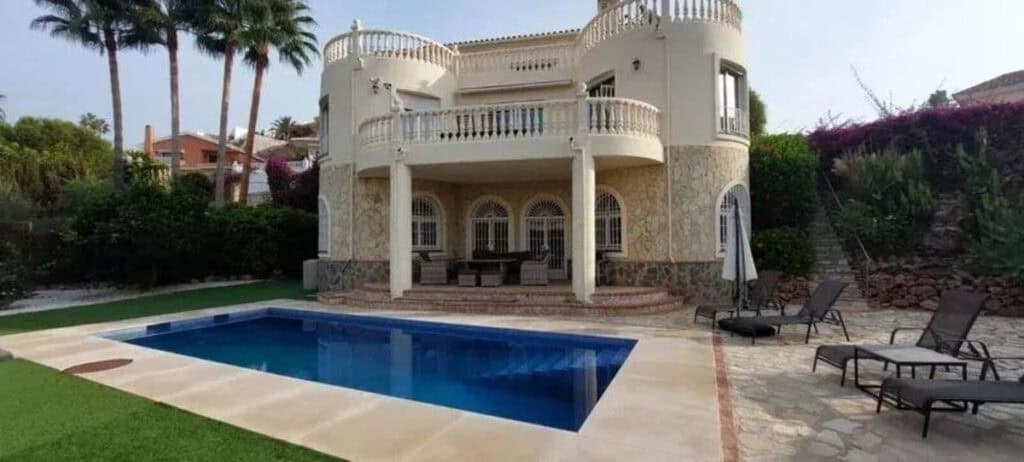 villa for Sales in Riviera Del Sol