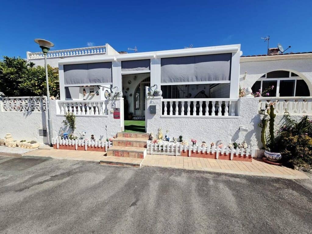 Villa for Sales in  Torrevieja
