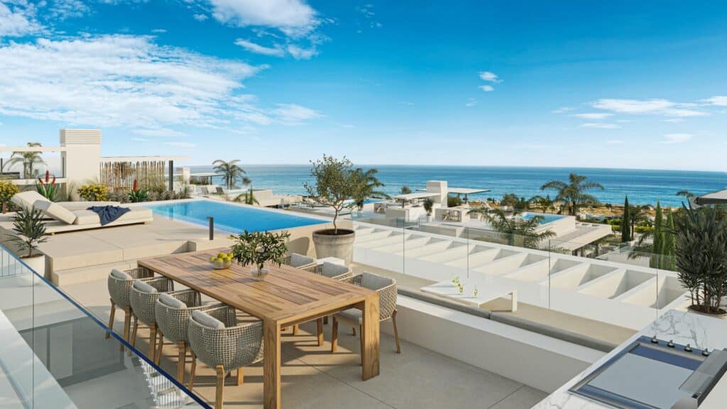 Top Floor Bungalow for Sales in Marbella