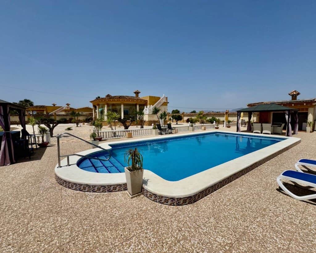 Country House for Sales in Catral