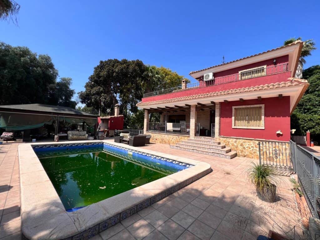 Country House for Sales in Los Montesinos