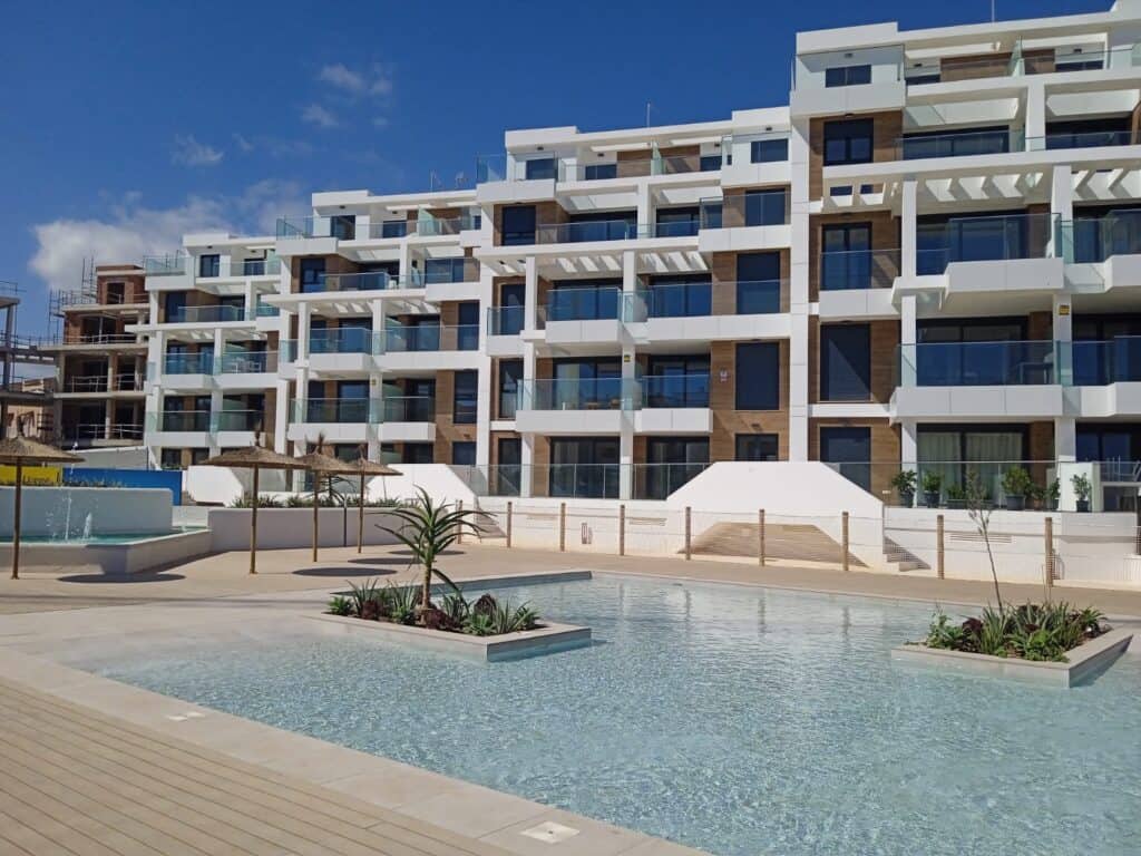  Alicante