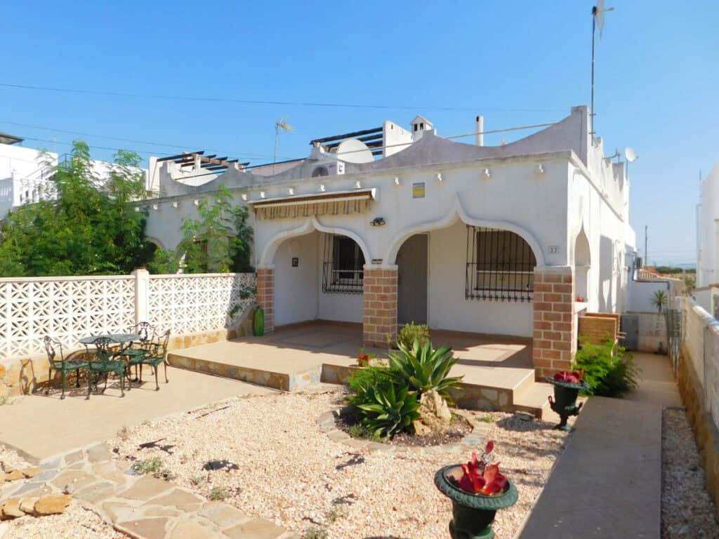 Town house for sale in San Miguel De Salinas