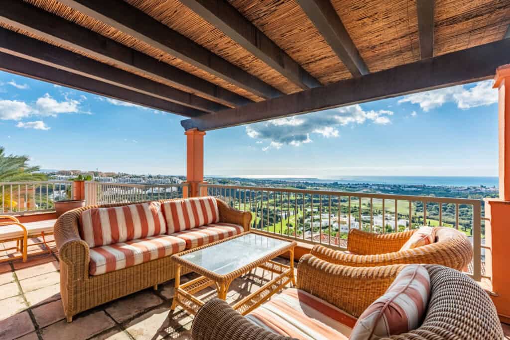 Penthouse for sale in Benahavis Malaga