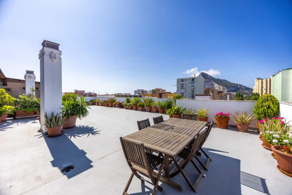 Penthouse for sale in La Linea de la Concepcion