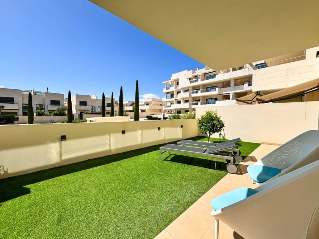 Apartment for Sales in  Orihuela Costa