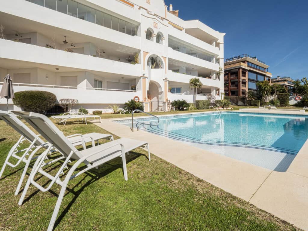 Apartment for sale in Nueva Andalucía