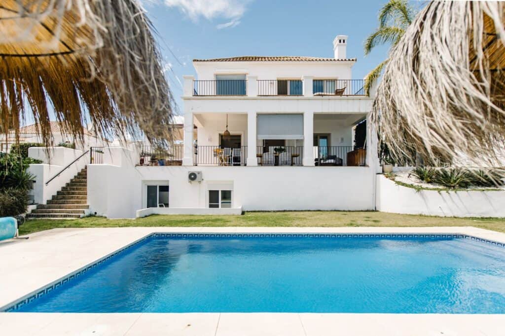 Villa for sale in Selwo