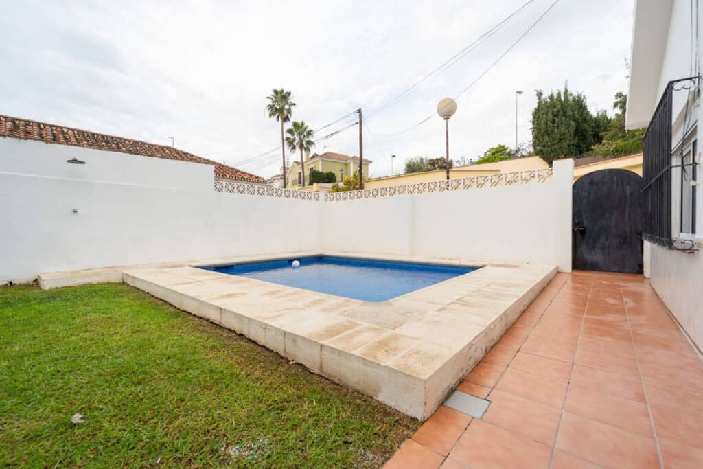  Malaga