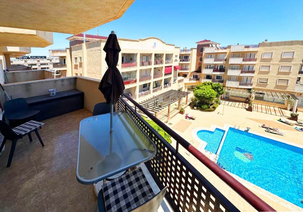 Apartment for sale in Cabo Roig