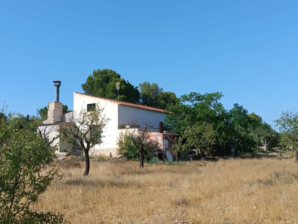 Country House for sale in Yecla