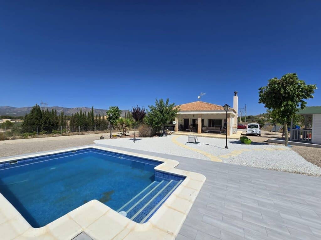 Villa for sale in Salinas