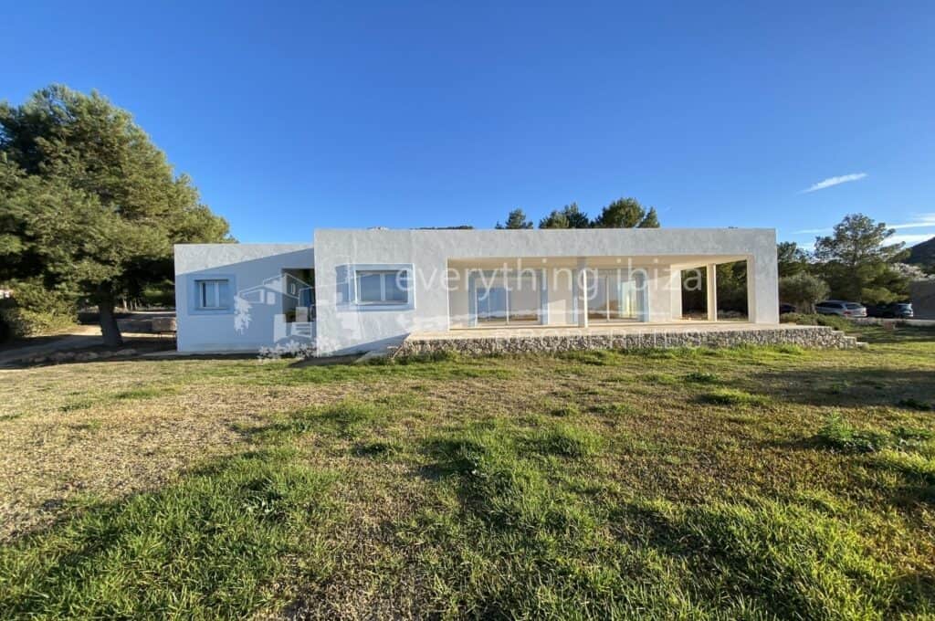 Villa for Sales in  Cala Vadella