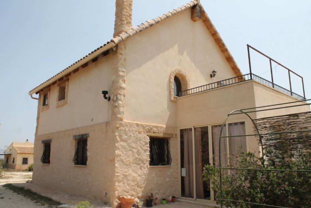 Country House for Sales in Pinoso