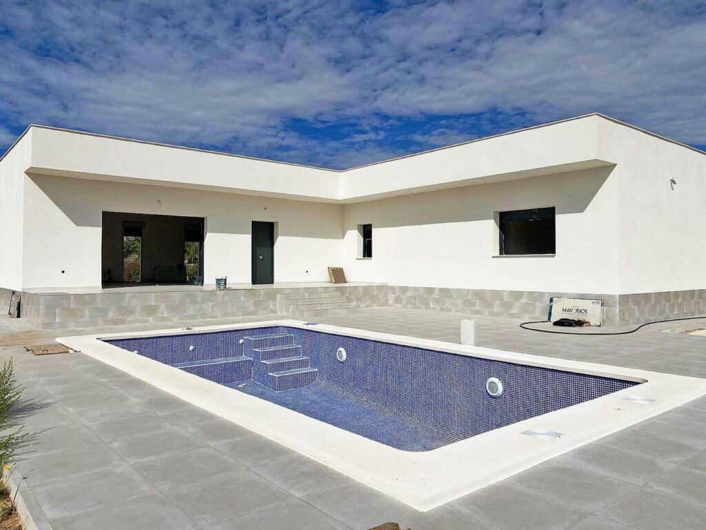Villa for Sales in Pinoso