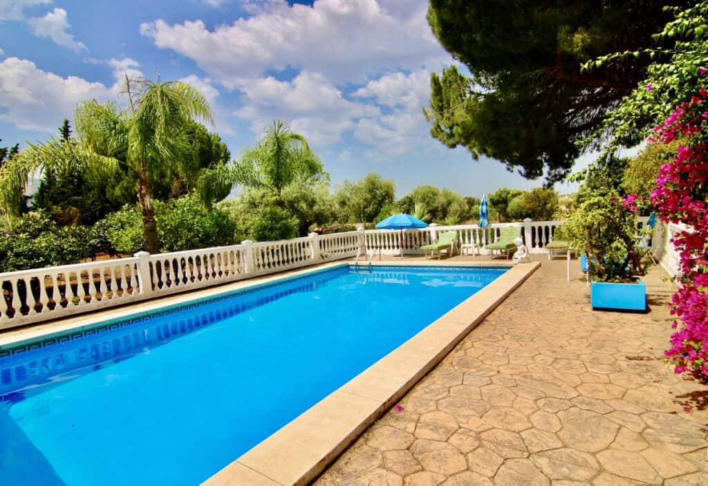 Country House for Sales in Alhaurin El Grande